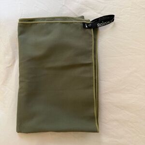 Rainleaf Olive Green Travel Towel